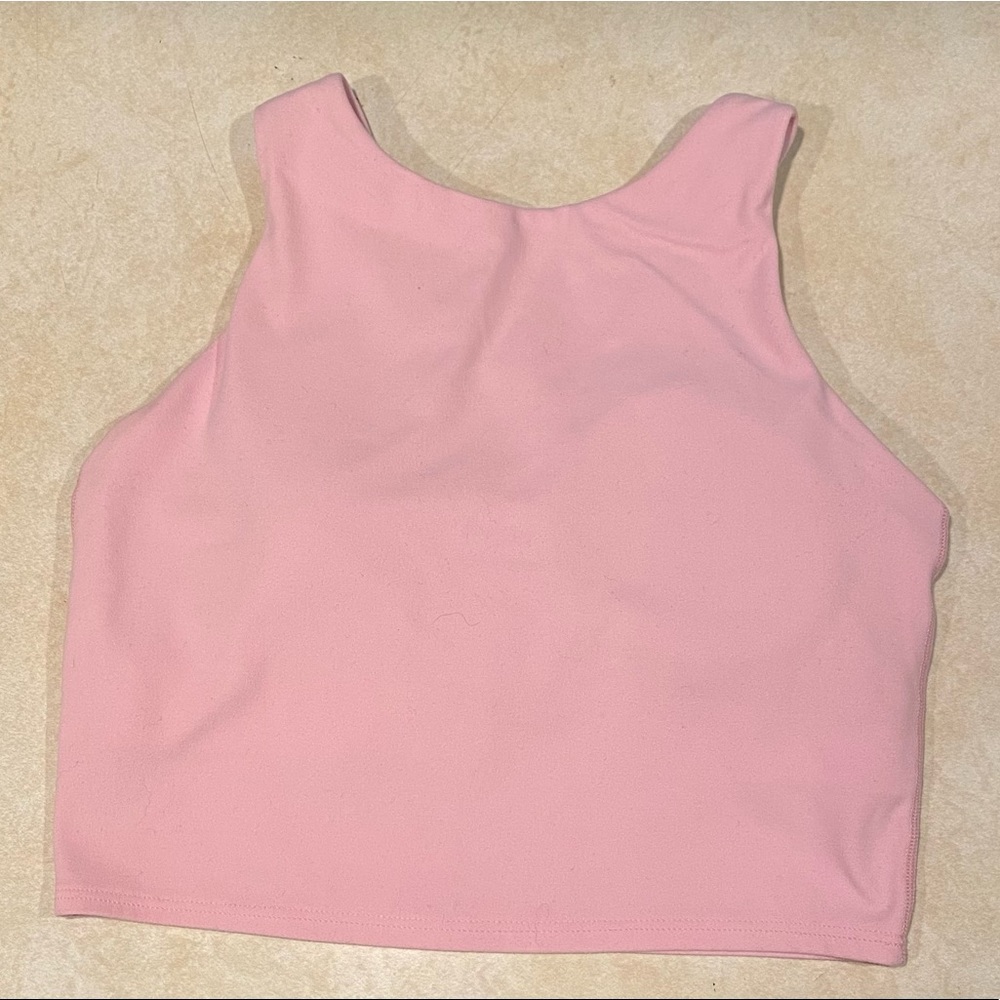 Athleta Conscious Crop